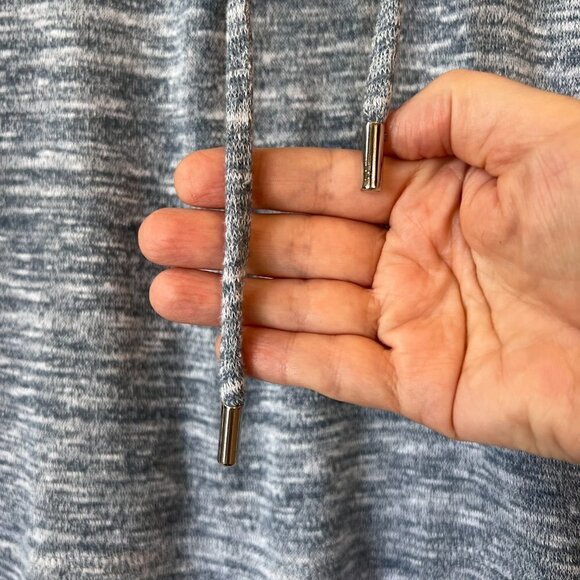 White House Black Market Top Womens Size Medium Petite Plaid Hem Knit Pullover - Picture 9 of 14